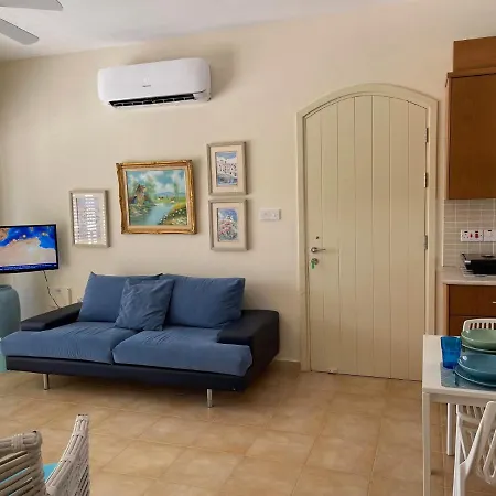 Light & Blue Ayios Elias Private Aparthotel